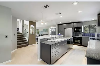 21201 Kathy Lane, Spicewood, TX 78669 - Photo 18