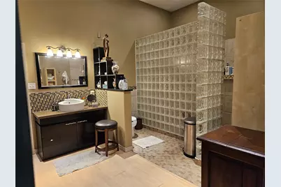 21201 Kathy Lane, Spicewood, TX 78669 - Photo 10