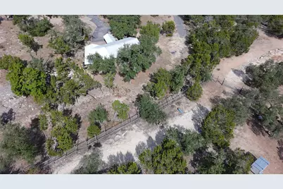 21201 Kathy Lane, Spicewood, TX 78669 - Photo 30