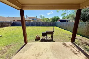 133 Paige Bend, Hutto, TX 78634 - Photo 18