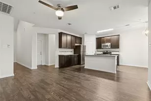 1200 S 10th St, Pflugerville, TX 78660 - Photo 4