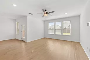 133 Darlington Ct, Liberty Hill, TX 78642 - Photo 10