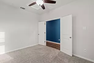 204 Jordan Vly Dr, Liberty Hill, TX 78642 - Photo 8