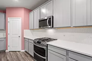 204 Jordan Vly Dr, Liberty Hill, TX 78642 - Photo 14