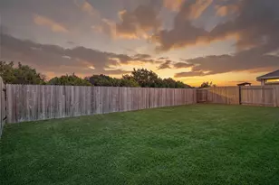 204 Jordan Vly Dr, Liberty Hill, TX 78642 - Photo 8