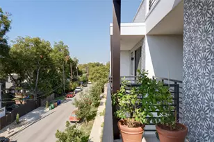 2709 E 5th St, Austin, TX 78702 - Photo 14