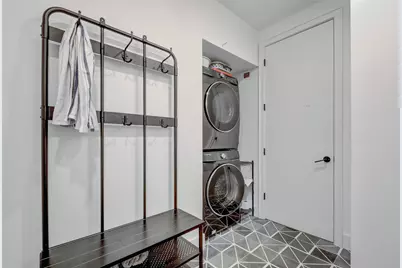 2709 E 5th Street #2305, Austin, TX 78702 - Photo 12