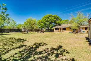 500 Blackjack St, Lockhart, TX 78644 - Photo 24