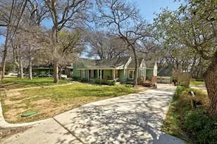 2007 Sharon Ln, Austin, TX 78703 - Photo 4