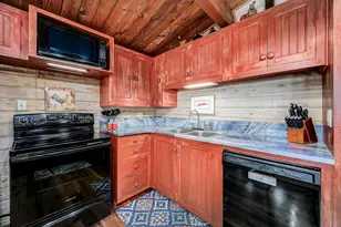 900 Box Canyon Rd, Wimberley, TX 78676 - Photo 12