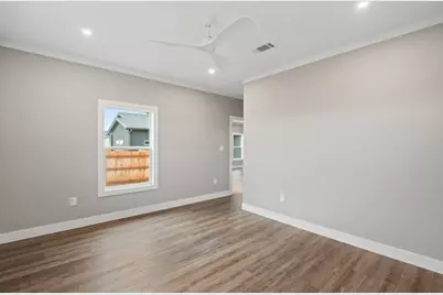 2027 Applewood Drive, Lockhart, TX 78644 - Photo 28