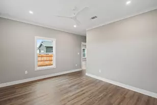 2027 Applewood Dr, Lockhart, TX 78644 - Photo 28