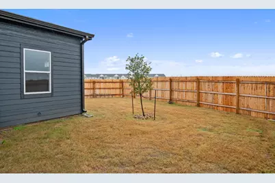 2027 Applewood Drive, Lockhart, TX 78644 - Photo 34