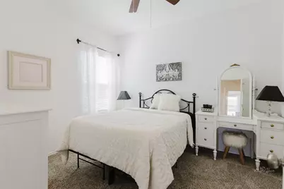 517 Halfmoon Drive, Lockhart, TX 78644 - Photo 8