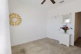 517 Halfmoon Dr, Lockhart, TX 78644 - Photo 6