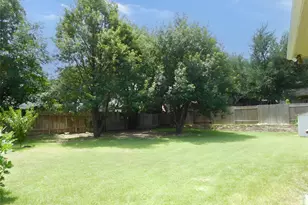 2670 Ravenwood Dr, Round Rock, TX 78665 - Photo 36