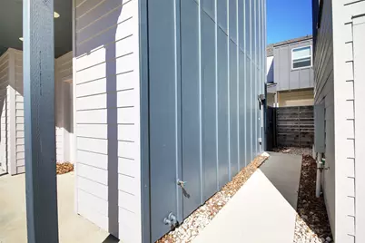 7601 Carver Avenue #1B, Austin, TX 78752 - Photo 12
