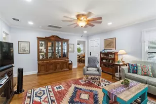 505 Lee St, Smithville, TX 78957 - Photo 8