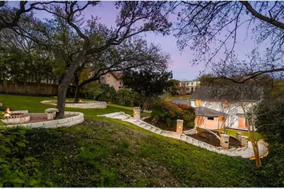 1702 Crested Butte Drive, Austin, TX 78746 - Photo 18