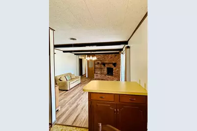 1040 Hwy 80 E, Nixon, TX 78140 - Photo 14