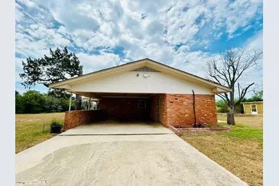 1040 Hwy 80 E, Nixon, TX 78140 - Photo 28