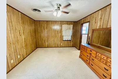 1040 Hwy 80 E, Nixon, TX 78140 - Photo 26