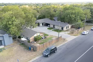 6911 Cooper Ln, Austin, TX 78745 - Photo 12