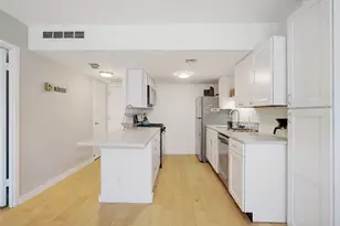 1800 Lavaca St, Austin, TX 78701 - Photo 8