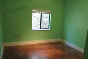 911 Keith Ln, Austin, TX 78705 - Photo 8