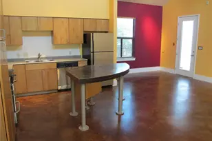 911 Keith Ln, Austin, TX 78705 - Photo 2
