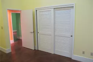 911 Keith Ln, Austin, TX 78705 - Photo 12