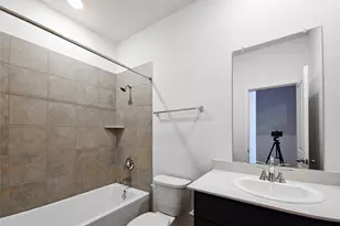 136 Holmby Dr, Hutto, TX 78634 - Photo 6