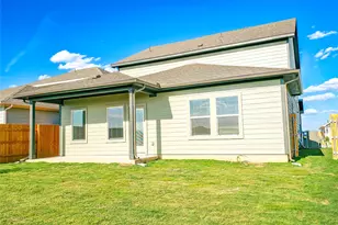 136 Holmby Dr, Hutto, TX 78634 - Photo 34