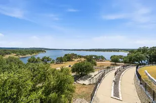22601 Maidengrass Ln, Lago Vista, TX 78645 - Photo 34