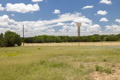 1959 County Road 200, Liberty Hill, TX 78642 - Photo 24