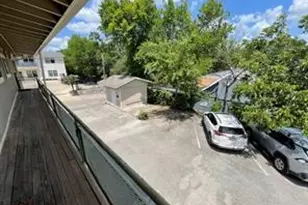 304 E 33rd St, Austin, TX 78705 - Photo 12