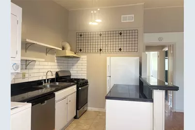 600 W 51st Street #103, Austin, TX 78751 - Photo 4