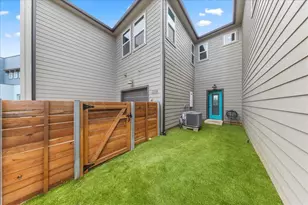 9015 Cattle Baron Path, Austin, TX 78747 - Photo 6