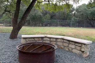 2551 Spring Valley Dr, Dripping Springs, TX 78620 - Photo 26