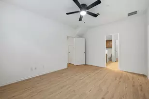 1310 W Parmer Ln, Austin, TX 78727 - Photo 18