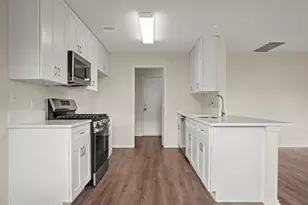 1217 Coronation Way, Pflugerville, TX 78660 - Photo 10