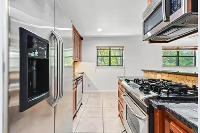 407 E 45th Street #111, Austin, TX 78751 - Photo 10