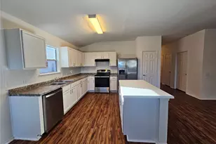 5213 English Glade Dr, Austin, TX 78724 - Photo 10