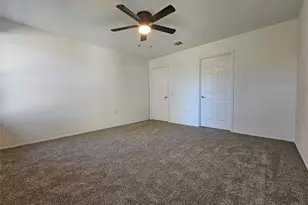 5213 English Glade Dr, Austin, TX 78724 - Photo 16