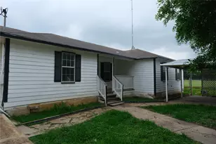 1778 Fm 1704, Elgin, TX 78621 - Photo 2