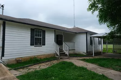 1778 Fm 1704 #C, Elgin, TX 78621 - Photo 2