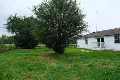 1778 Fm 1704 #C, Elgin, TX 78621 - Photo 18
