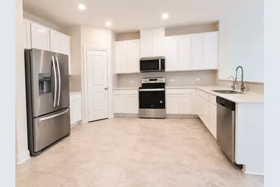 2101 Split Diamond Way #40, Round Rock, TX 78664 - Photo 4