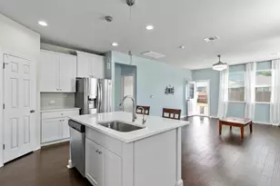 12104 Cimaizon Dr, Austin, TX 78725 - Photo 4