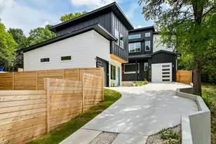 1407 Greenwood Ave, Austin, TX 78721 - Photo 2